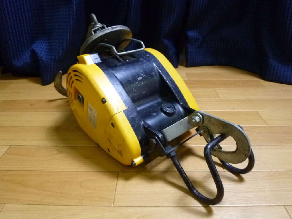 京都市右京区にてRYOBI リョービ 100V 電動ウインチ WI-61C 荷重60kgを買取させていただいたクリニーズの不用品買取事例