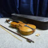 奈良県御所市にてM.SUZUKI バイオリンを買取させていただいたクリニーズの不用品買取事例
