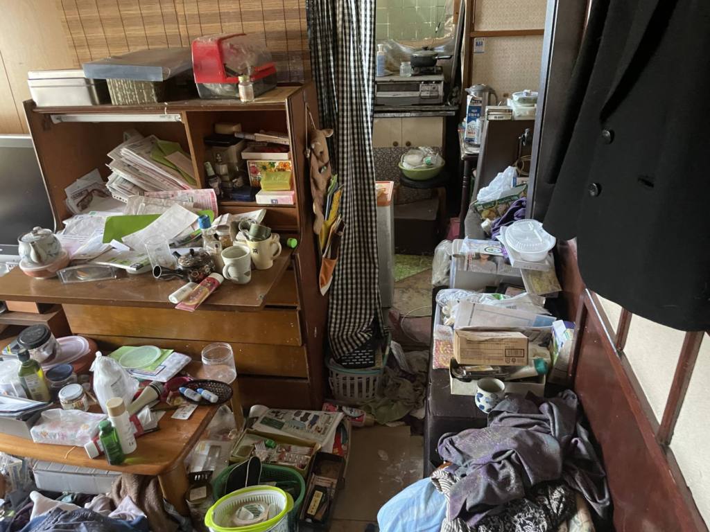 大阪府八尾市 残置物撤去 法人のお客様　不用品回収２