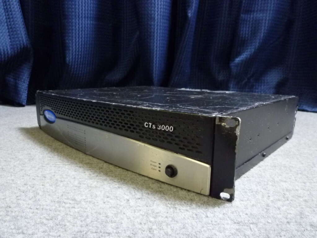 大阪市北区にてパワーアンプ Amcron CTs 3000を買取させていただいたクリニーズの不用品買取事例