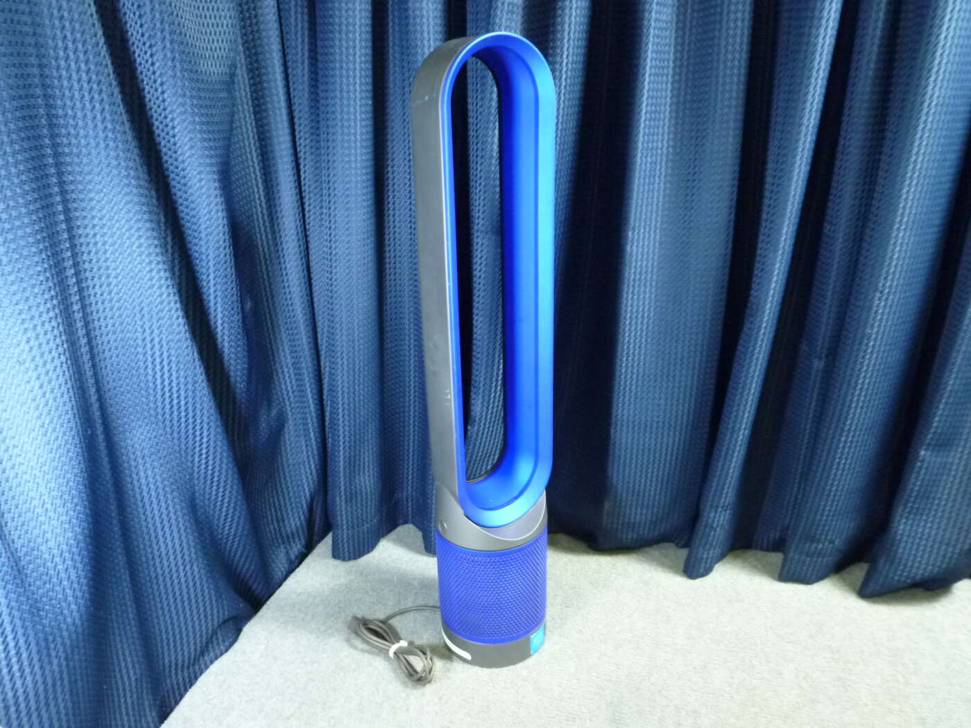綴喜郡井手町にてダイソン 【dyson 】pure cool タワーファン TP03 空気清浄機能付き扇風機を買取させていただいたクリニーズの不用品買取事例