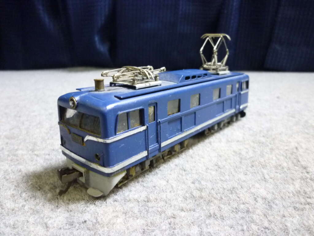 大阪市東住吉区にて鉄道模型 電気機関車 ビンテージ 青を買取させていただいたクリニーズの不用品買取事例