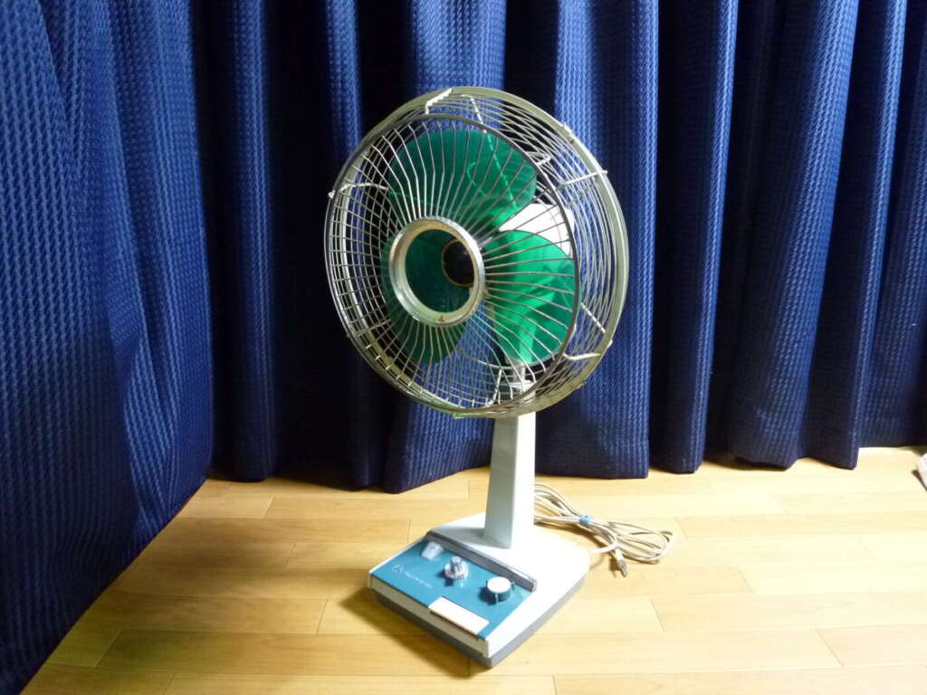 兵庫県川西市にて三菱 扇風機 R30-W型を買取させていただいたクリニーズの買取事例