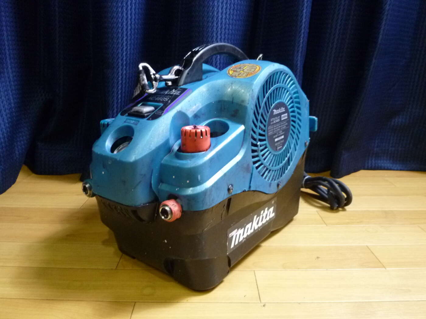 大阪府東大阪市にてmakitaマキタ 内装エアコンプレッサ AC460S 4.51MPa タンク3Lを買取させていただいたクリニーズの買取事例