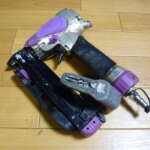 大阪府高石市にて日立工機 常圧 エアタッカ N2504M ステープル幅4mmを買取させていただいたクリニーズの買取事例