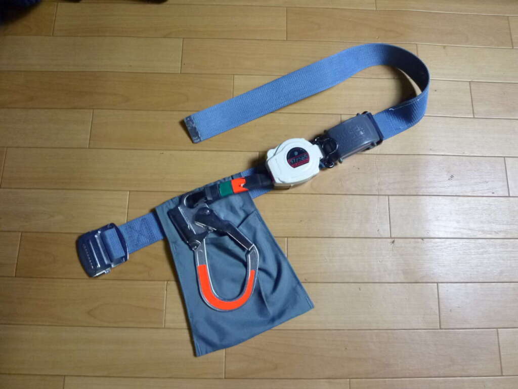 奈良県大和高田市にてサンコー株式会社 谷沢製作所 安全帯 ストッパー付巻取型を買取させていただいたクリニーズの不用品買取事例