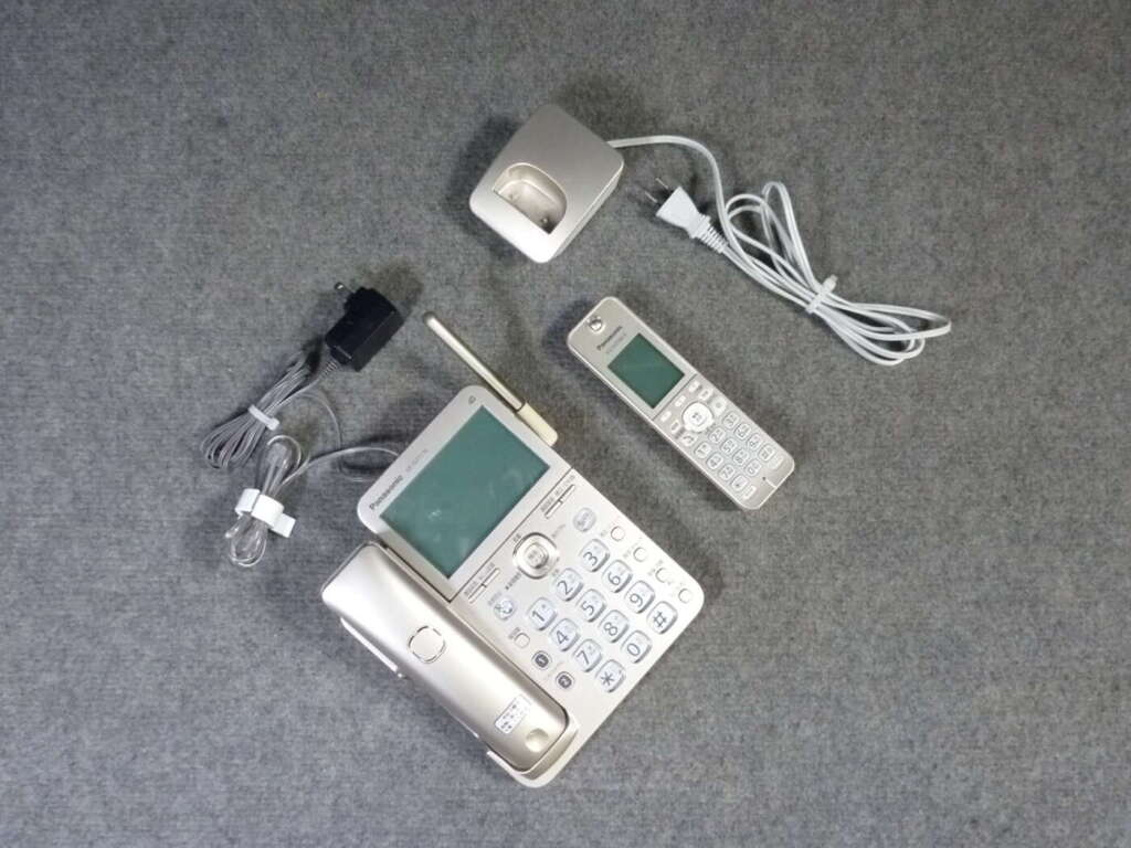 奈良県奈良市にてパナソニック 電話機 VE-GZ71を買取させていただいたクリニーズの不用品買取事例