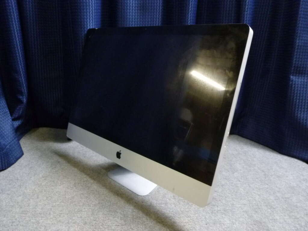 大阪市天王寺区にてApple アップル iMac 画面ヒビあり Model Number A1312を買取させていただいたクリニーズの不用品買取事例