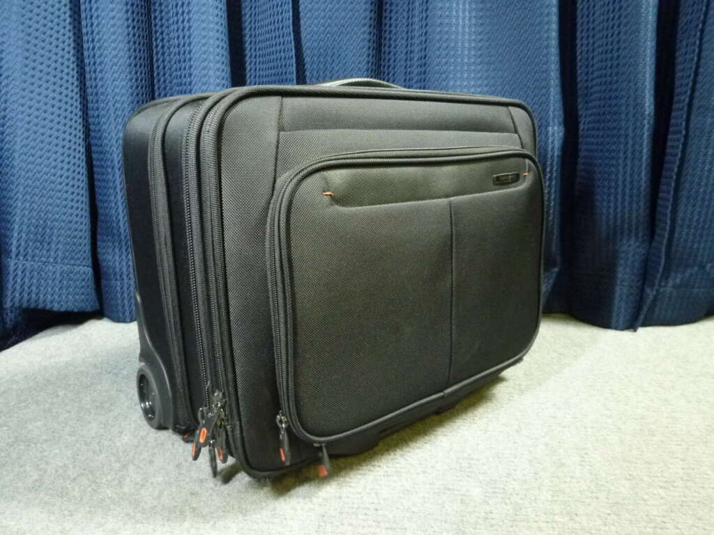 大阪市北区にてSamsoniteサムソナイト キャリーバッグ 5000672 1134861を買取させていただいたクリニーズの不用品買取事例