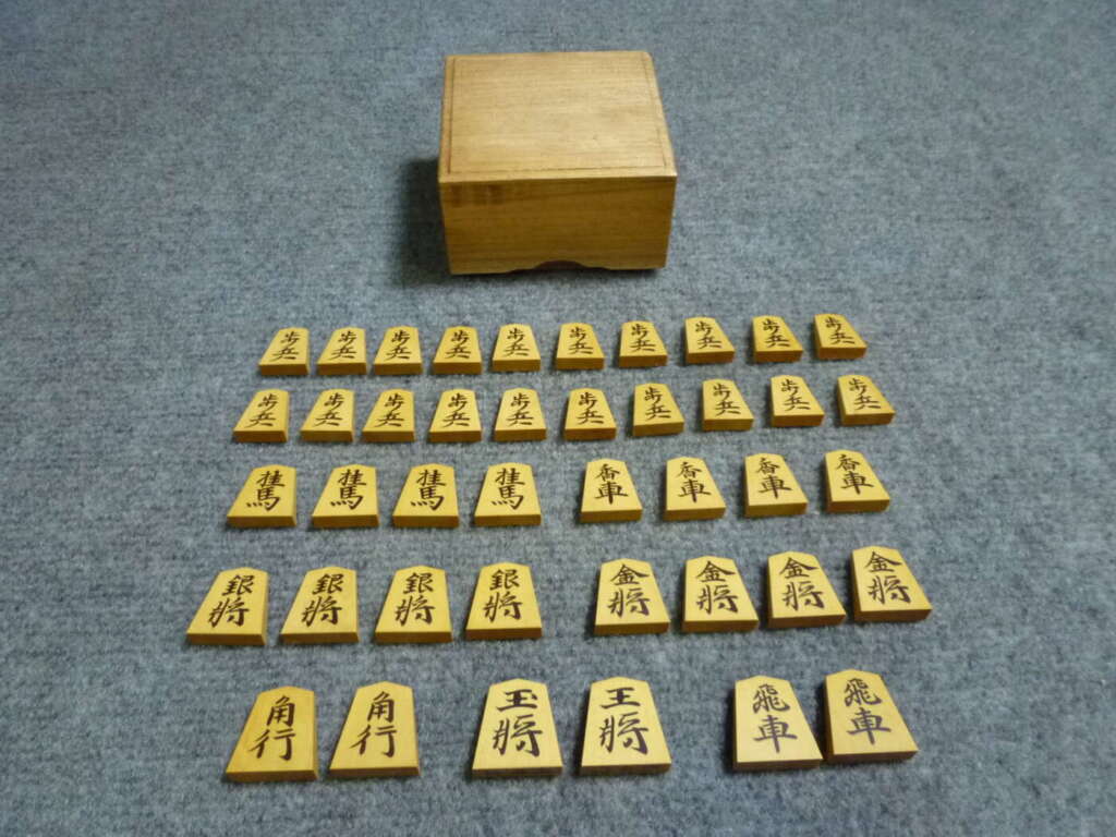 堺市西区にて将棋用 駒セット 箱付きを買取させていただいたクリニーズの不用品買取事例