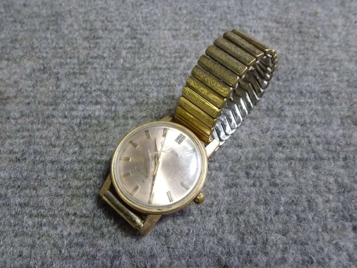 大阪府茨木市にてKING SEIKO キングセイコー 25JEWELSを買取させていただいたクリニーズの不用品買取事例