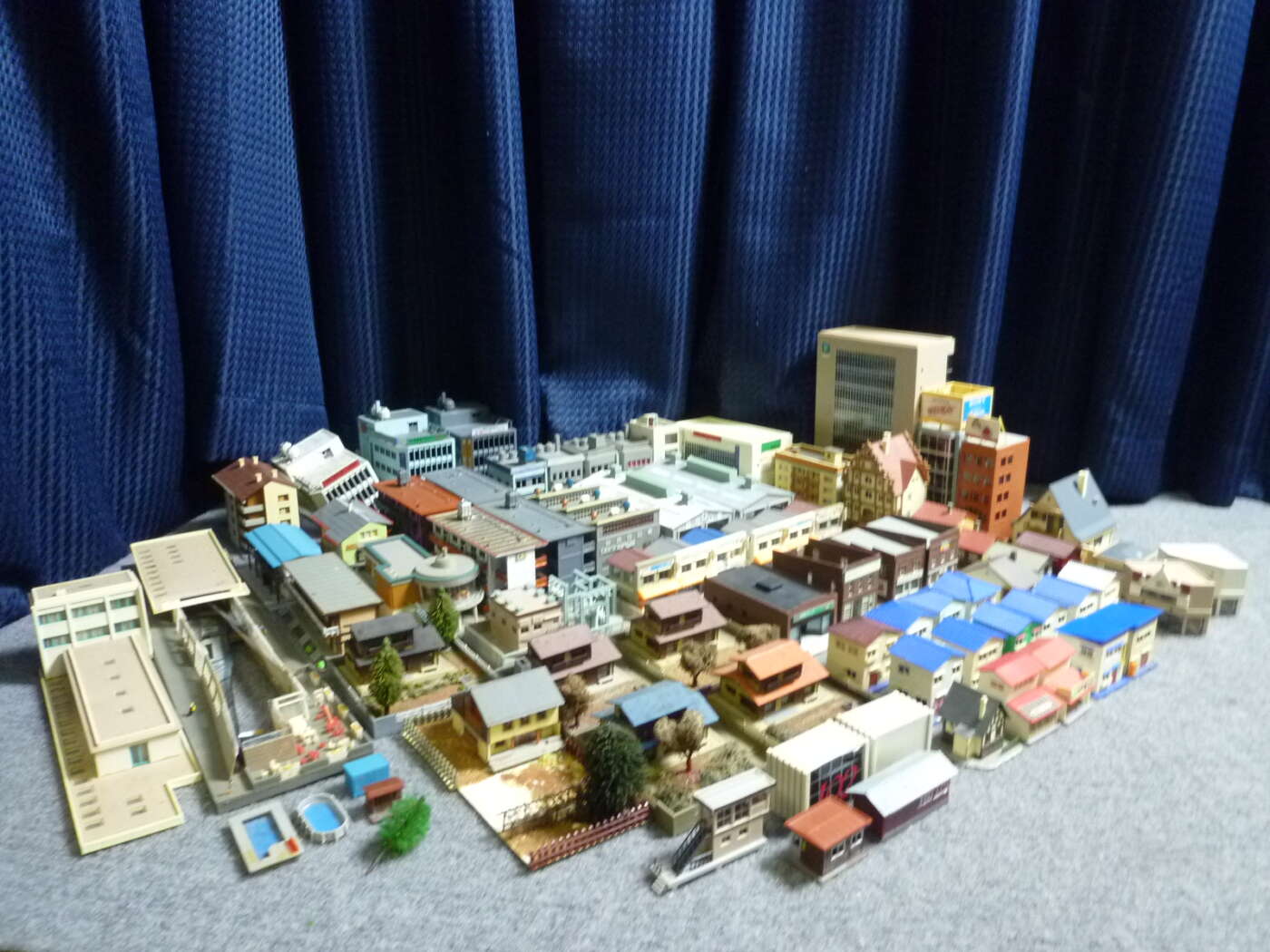 大阪市平野区にてジオラマ ミニチュア建物セット 模型 ストラクチャーを買取させていただいたクリニーズの不用品買取事例