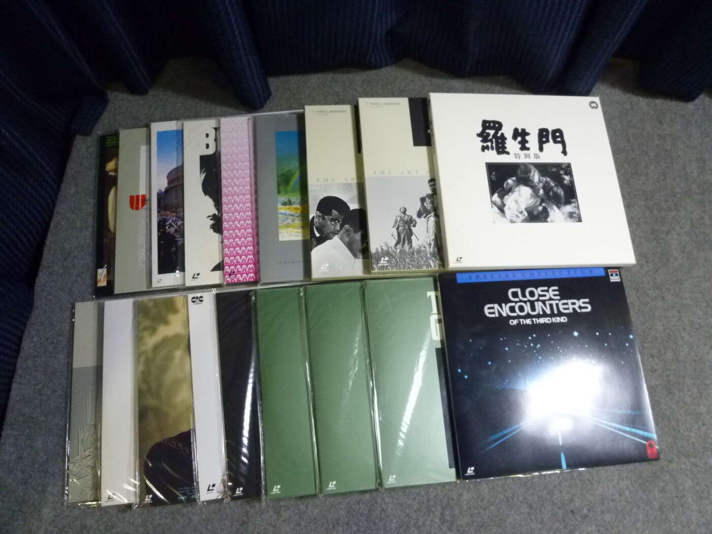 京都府綾部市にてレーザーディスク LD パイオニア CLOSE ENCOUNTERS OF THE THIRD KIND 未知との遭遇 1980など18枚セットを買取させていただいたクリニーズの不用品買取事例