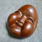 大阪府高石市にてお面 おかめ 木製 お多福 民芸品を買取させていただいたクリニーズの不用品買取事例