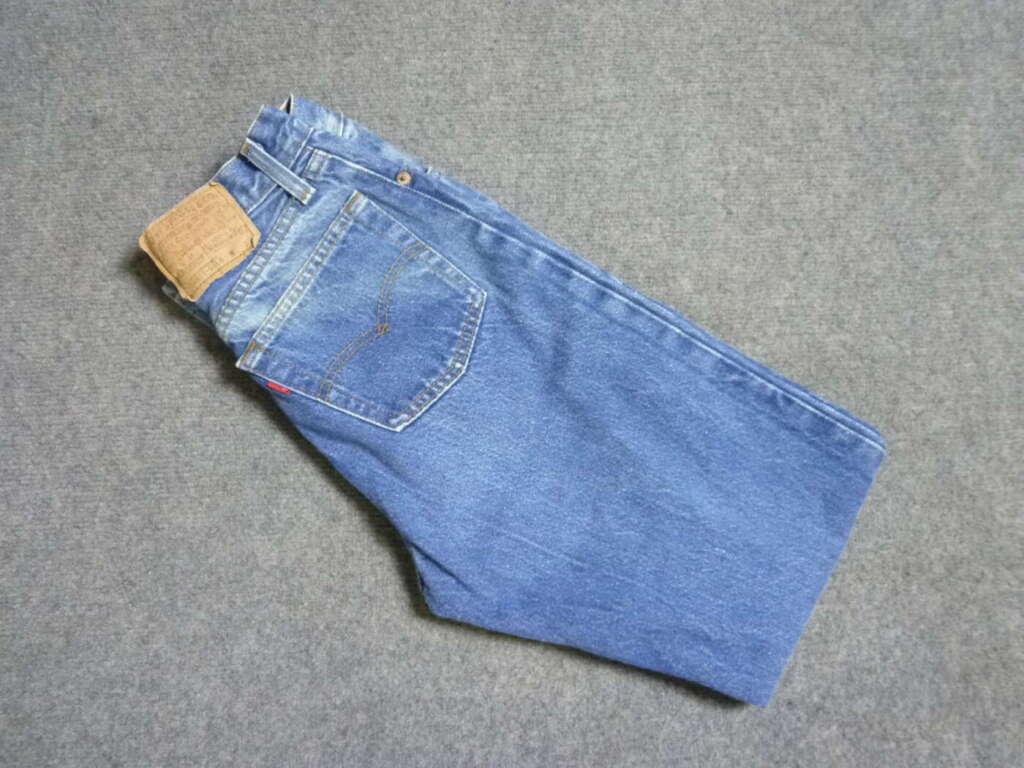 豊能郡豊能町にてLevi's リーバイス ジーンズ 26501 0158を買取させていただいたクリニーズの不用品買取事例