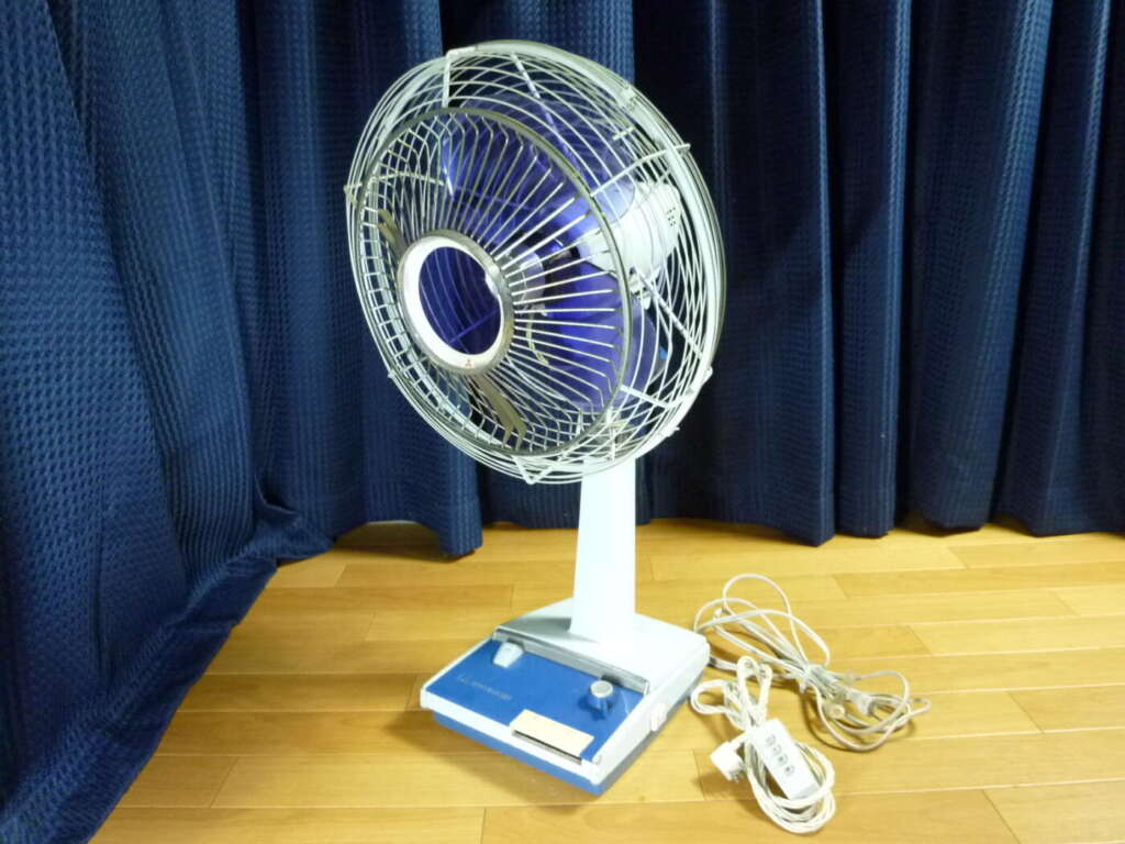 乙訓郡大山崎町にて三菱扇風機 30㎝ 高級お座敷扇 Ｒ３０Ｖ ブルーを買取させていただいたクリニーズの不用品買取事例