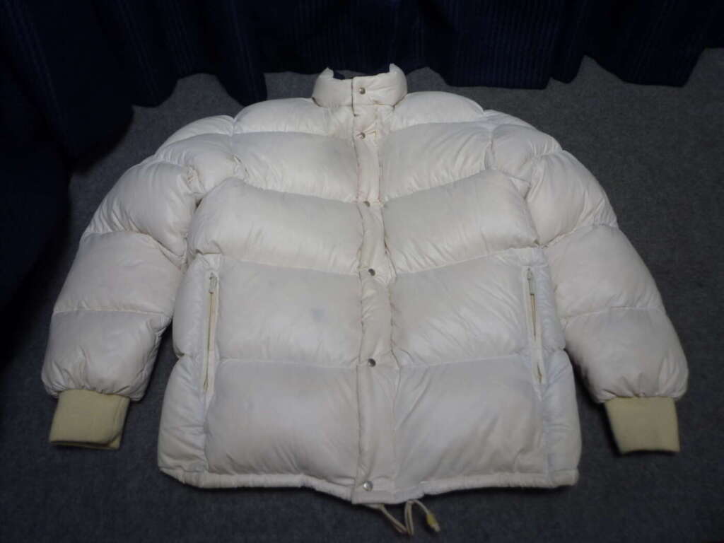 大阪府河内長野市にてMONCLER モンクレール ダウンジャケットを買取させていただいたクリニーズの不用品買取事例