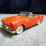 京都府京都市にてミニカー Fifties（フィフティーズ）ヴィンテージ・フリクションカー 「1956 THUNDERBIRD CONVERTIBLE」赤を買取させていただいたクリニーズの不用品買取事例